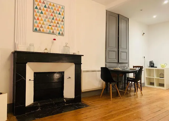 Appartement Appartement, En Plein Centre 55 M2