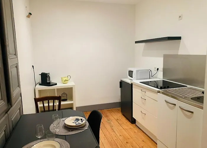 Appartement, En Plein Centre 55 M2 * 쏘뮤흐